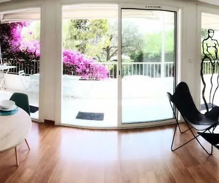 Le Solemar * Κασί